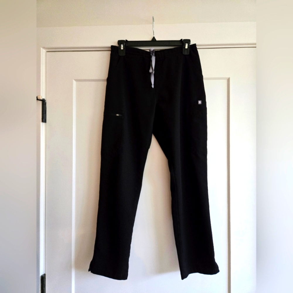 FIGS Black Yola Scrub Pants